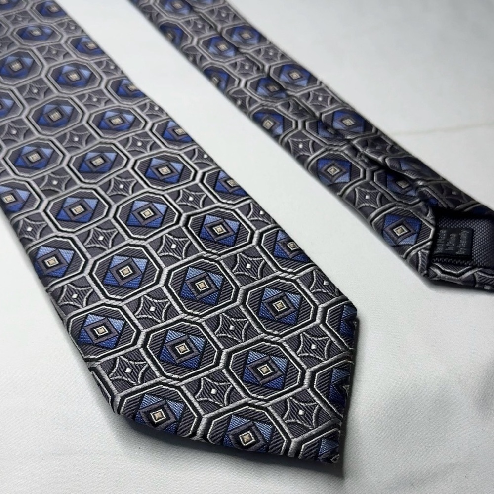Pronto Uomo Mens Geometric Blue & Gray Silk Tie